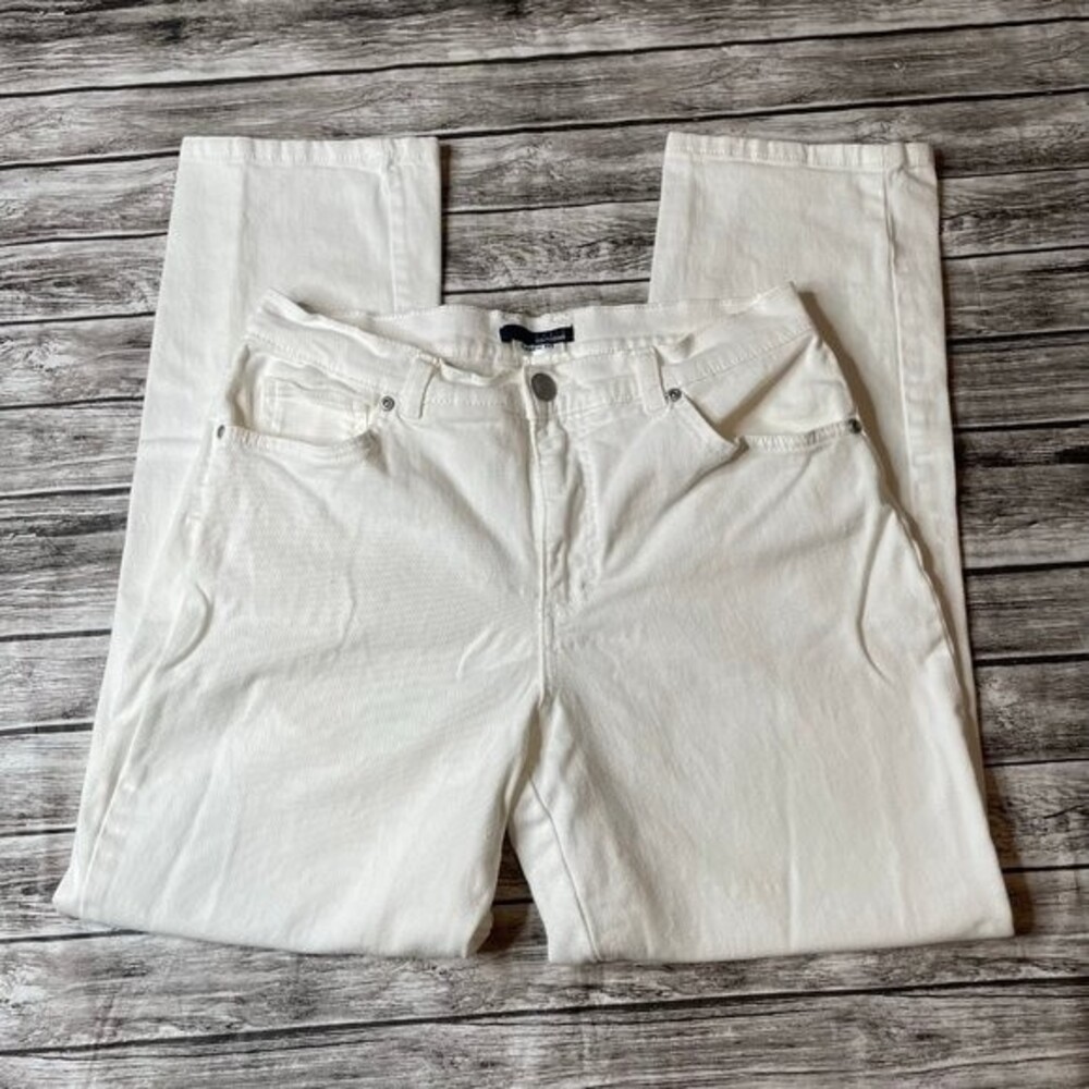 Basic Editions Women’s White Stretch Mid-Rise Straight Leg Jeans Pants 8